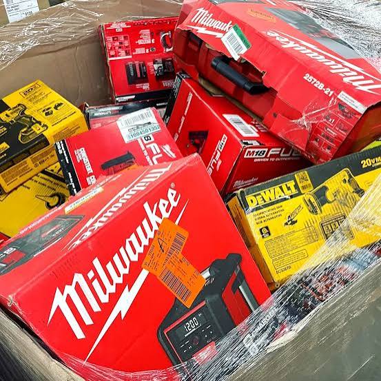 mixed tools pallet1 Mixed Milwaukee and DeWalt Tools
